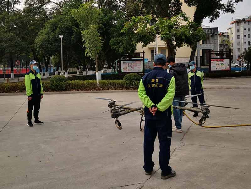 康臣公司引進(jìn)先進(jìn)器械